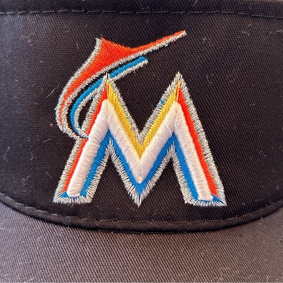 OC Sports Miami Marlins Team MLB Sun Visor Golf Hat Cap Black OSFM - Picture 3 of 12